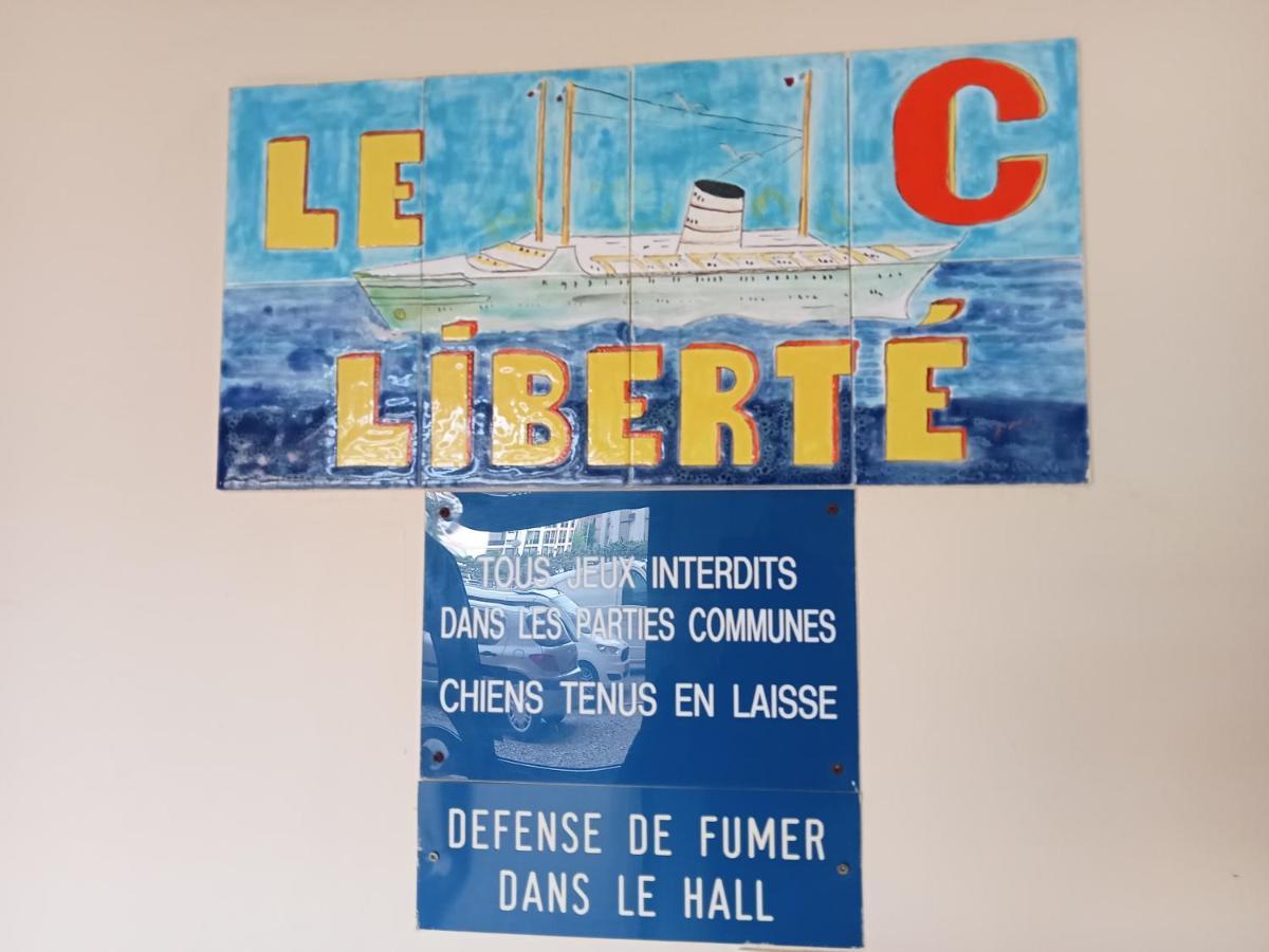 Le Liberte Plage Et Port Saint-Cyprien  Buitenkant foto