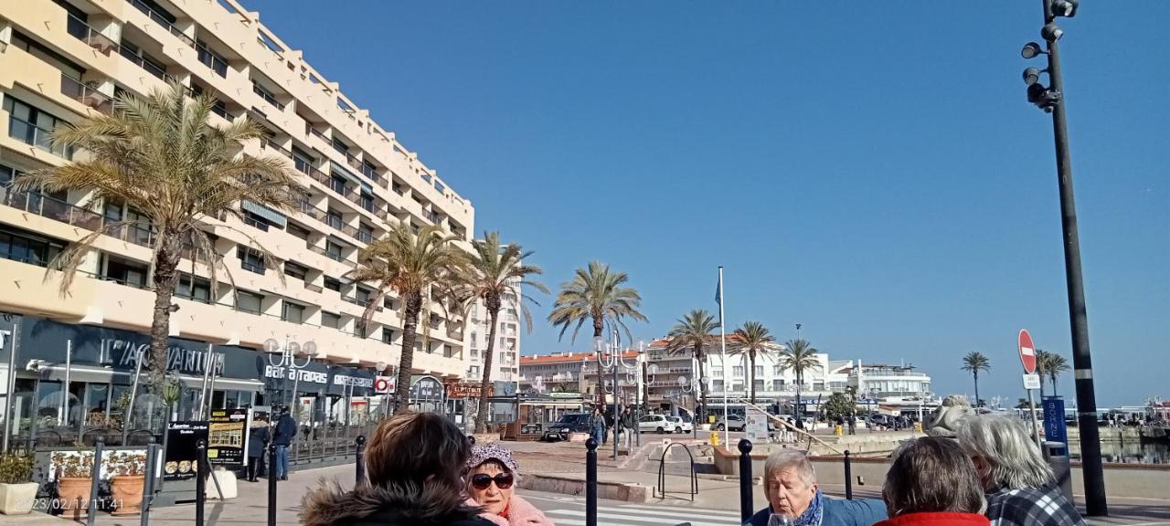 Le Liberte Plage Et Port Saint-Cyprien  Buitenkant foto